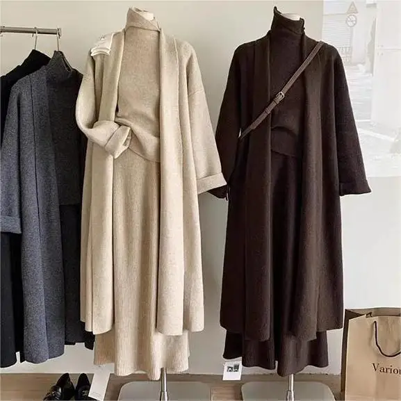 Winter Clothing Trends 2025 - Set da tre pezzi Gilet maglione