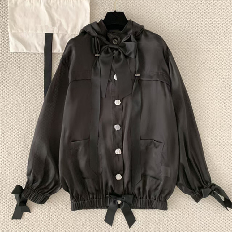 Completo da donna in seta con  - Clothing Style Winter recensione e prezzo