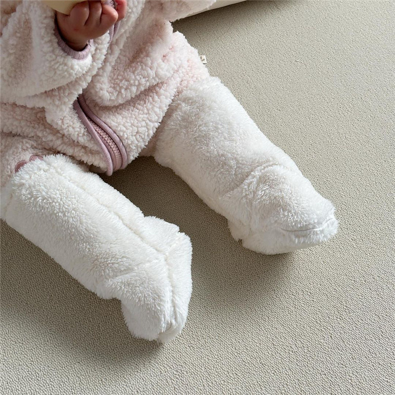 Caldi calzini invernali per ba - Winter Clothing For Toddlers recensione e prezzo