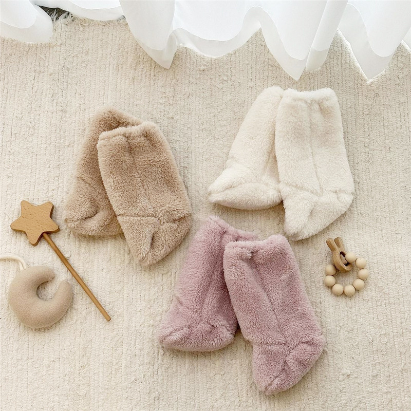 Caldi calzini invernali per ba - Winter Clothing For Toddlers recensione e prezzo