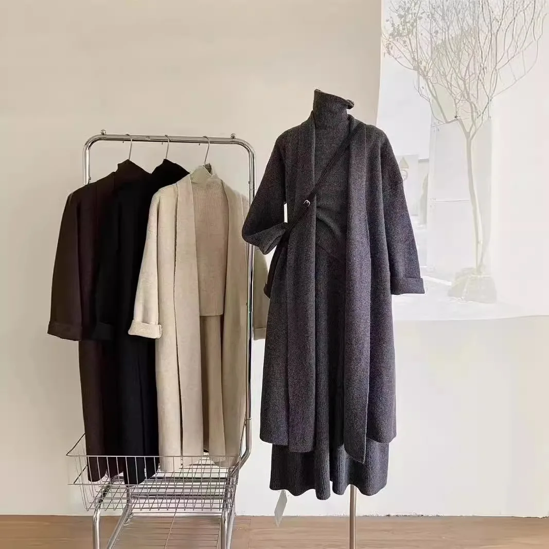 Set da tre pezzi Gilet maglion - Winter Clothing Trends 2025 recensione e prezzo
