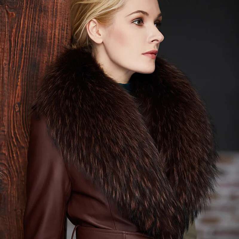 Collo in pelliccia di procione - Winter Clothing Ideas recensione e prezzo